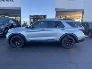 Ford Explorer 2023 AWD ST 4dr SUV