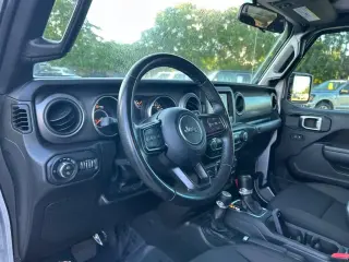 Jeep Gladiator 2022 4x4 Deportivo 4dr Cabina de Crew 5.0 ft. SB