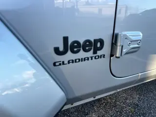Jeep Gladiator 2022 4x4 Deportivo 4dr Cabina de Crew 5.0 ft. SB