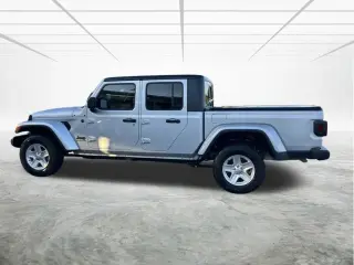 Jeep Gladiator 2022 4x4 Deportivo 4dr Cabina de Crew 5.0 ft. SB