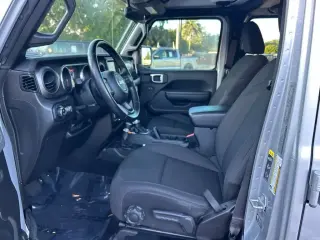 Jeep Gladiator 2022 4x4 Deportivo 4dr Cabina de Crew 5.0 ft. SB