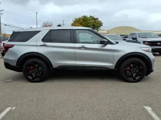 Ford Explorer 2022 AWD ST 4dr SUV