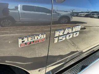 Ram 1500 2015 4x4 SLT 4dr Crew Cab 5.5 ft. SB Pickup