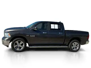 Ram 1500 2015 4x4 SLT 4dr Crew Cab 5.5 ft. SB Pickup