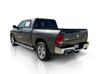 Ram 1500 2015 4x4 SLT 4dr Crew Cab 5.5 ft. SB Pickup