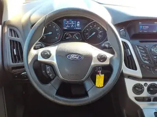 Ford Focus 2014 SE 4dr Sedán