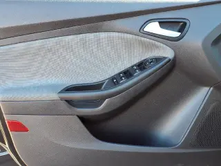 Ford Focus 2014 SE 4dr Sedán