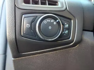 Ford Focus 2014 SE 4dr Sedán