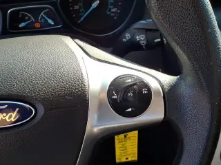 Ford Focus 2014 SE 4dr Sedán