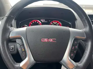 2015 GMC Acadia