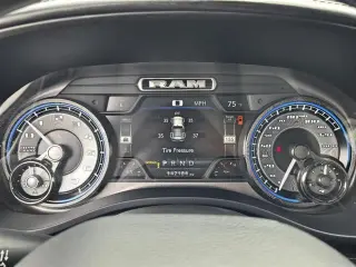 Ram 1500 2020 4x2 Limited 4dr Crew Cab 5.6 ft. SB Pickup