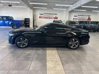 Ford Mustang 2015 V6 2dr Fastback