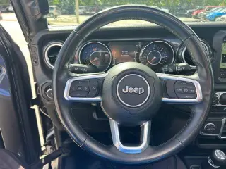 Jeep Wrangler Unlimited 2021 4x4 Sahara 4dr SUV
