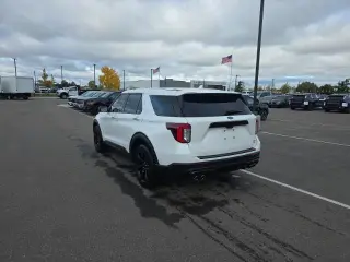 Ford Explorer 2021 AWD ST 4dr SUV