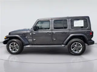 Jeep Wrangler Unlimited 2019 4x4 Sahara 4dr SUV