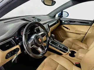Porsche Macan 2017 AWD 4dr SUV