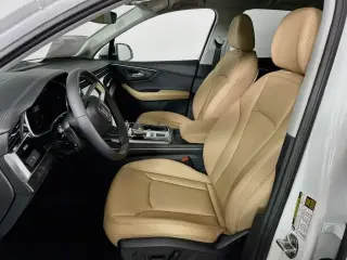Audi Q7 2025 AWD quattro Premium 45 TFSI 4dr SUV