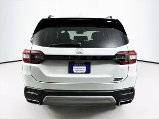 Honda Pilot 2025 Touring 4dr SUV