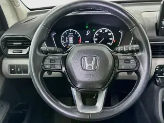 Honda Pilot 2025 Touring 4dr SUV