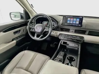 Honda Pilot 2025 Touring 4dr SUV