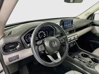 Honda Pilot 2025 Touring 4dr SUV
