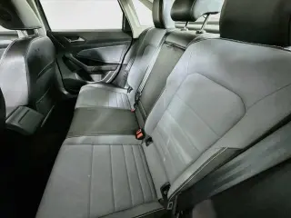 Volkswagen Jetta 2025 SE 4dr Sedán