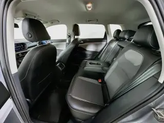 Volkswagen Taos 2022 AWD SE 4Motion 4dr SUV