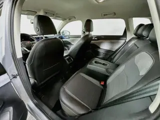 Volkswagen Taos 2022 AWD SE 4Motion 4dr SUV