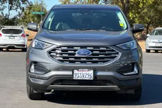 Ford Edge 2023 tracción en las cuatro ruedas Titanium 4dr Crossover