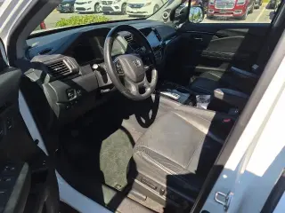 Honda Pilot 2021 Touring 4dr SUV con sillas de capitán traseras
