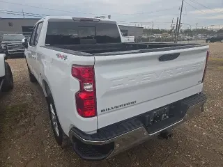 Chevrolet Silverado 1500 2025 4x4 LT 4dr Crew Cab 5.8 ft. SB con 1LT