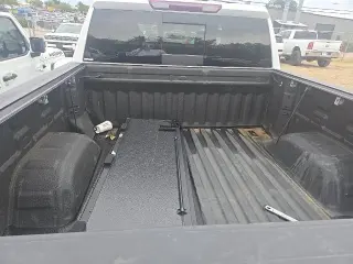 Chevrolet Silverado 1500 2025 4x4 LT 4dr Crew Cab 5.8 ft. SB con 1LT