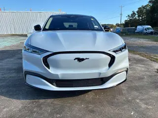Ford Mustang Mach-E 2023 Premium 4dr SUV