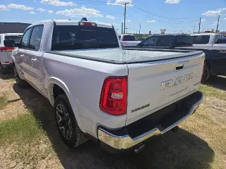 Ram 1500 2026 4x4 Laramie 4dr Crew Cab 5.6 ft. SB Pickup