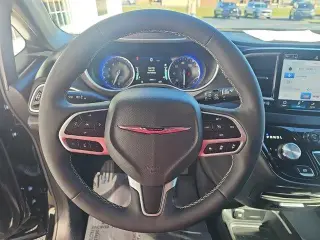Chrysler Pacifica 2026 Select 4dr Mini-Van