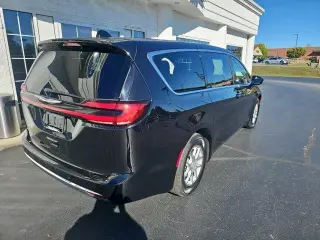 Chrysler Pacifica 2026 Select 4dr Mini-Van