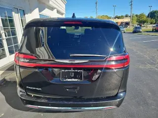 Chrysler Pacifica 2026 Select 4dr Mini-Van