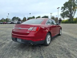 Ford Taurus 2016 SEL 4dr Sedán