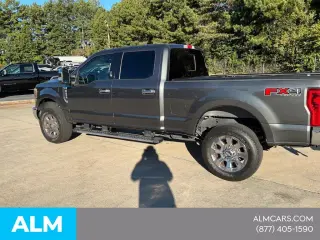 Ford F-250 Super Duty 2019 4x4 Lariat 4dr Crew Cab 6.8 ft. SB Pickup