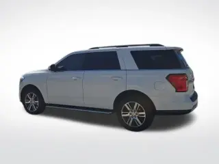 Ford Expedition 2023 4x2 XLT 4dr SUV