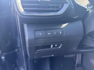 Hyundai SANTA FE 2023 con tracción en las ruedas AWD SEL 4dr Crossover