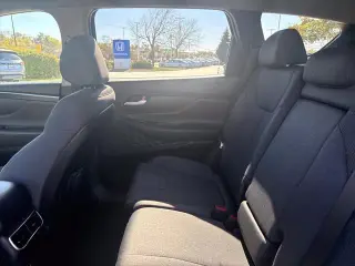 Hyundai SANTA FE 2023 con tracción en las ruedas AWD SEL 4dr Crossover