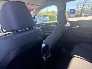 Hyundai SANTA FE 2023 con tracción en las ruedas AWD SEL 4dr Crossover