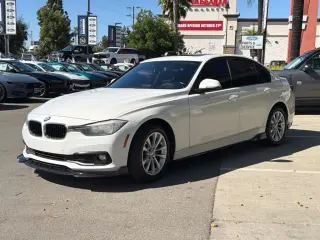 Sedán BMW Serie 3 2016 320i 4 puertas