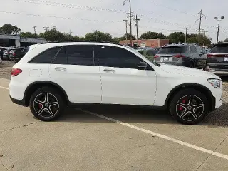 Mercedes-Benz GLC 2022 AWD GLC 300 4MATIC 4dr SUV