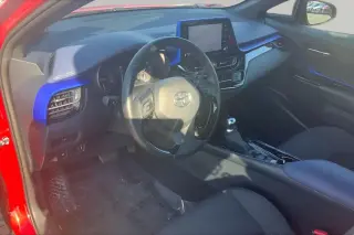 Toyota C-HR 2022 XLE 4dr Crossover
