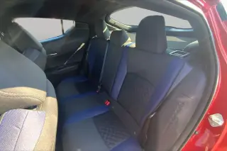 Toyota C-HR 2022 XLE 4dr Crossover