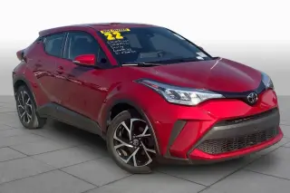 Toyota C-HR 2022 XLE 4dr Crossover