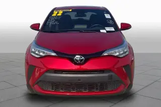 Toyota C-HR 2022 XLE 4dr Crossover