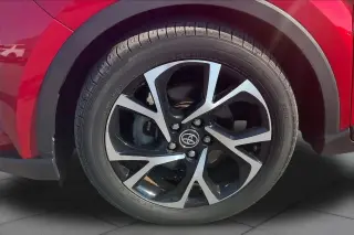 Toyota C-HR 2022 XLE 4dr Crossover